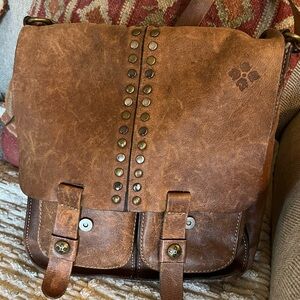 Patricia Nash Armeno crossbody